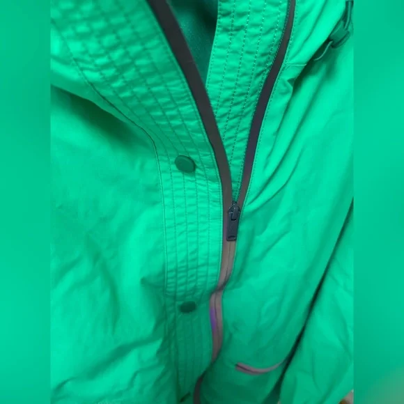 FP Movement by Free People Singin’ In The Rain packable Jacket. NWT! L. - Picture 3 of 17